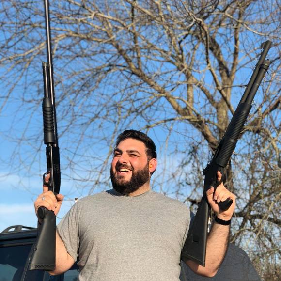 Meet your Posher, Savvas - Picture 1 of 1